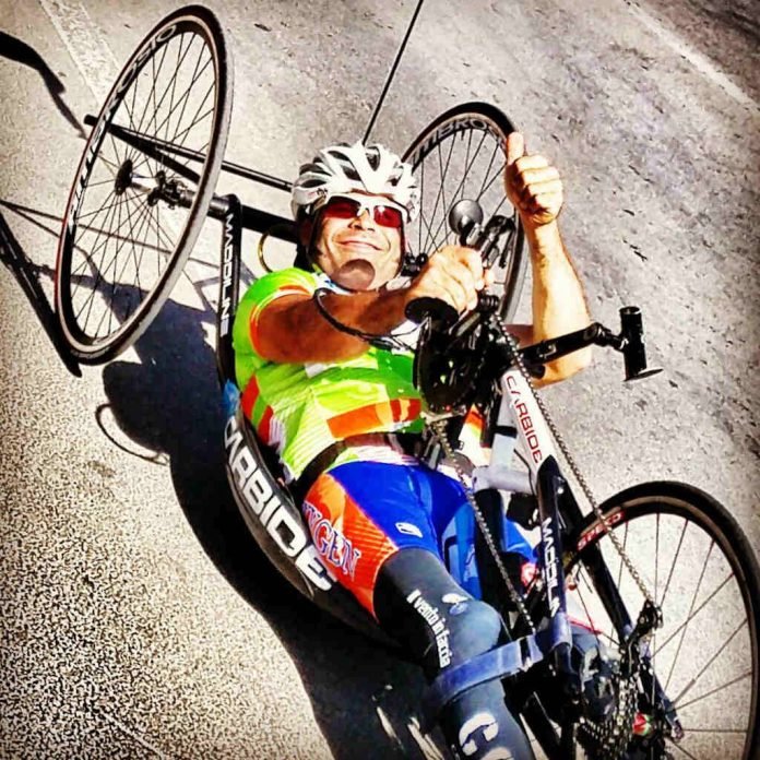 Salvo Campanella con la sua handbike