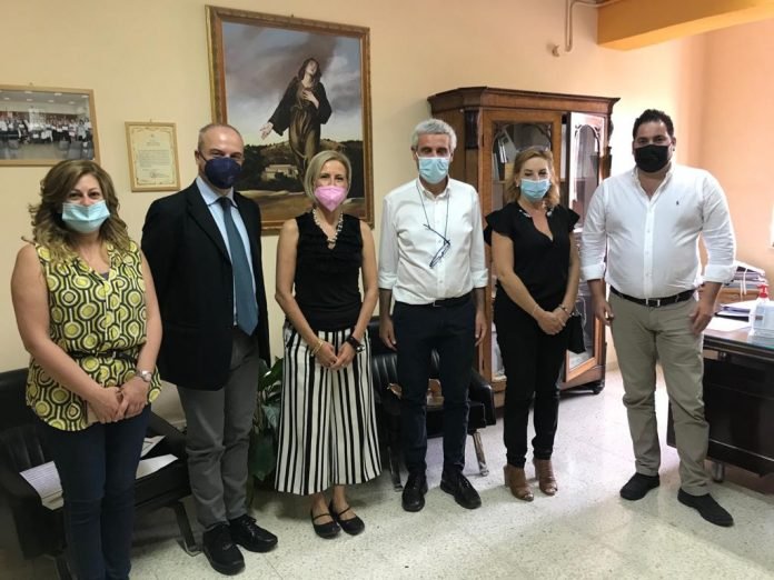 foto accordo itinerarium rosaliae comune santo stefano quisquina