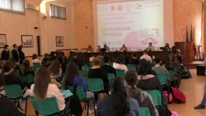 Presentato il progetto Catalogare in Piazza