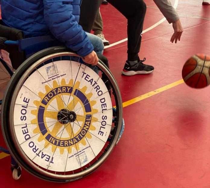 Una scuola di minibasket per ragazzi disabili