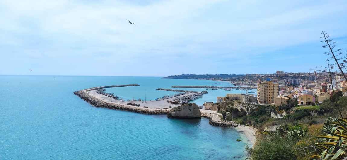 L'Isola Ferdinandea rivive tra passato e presente