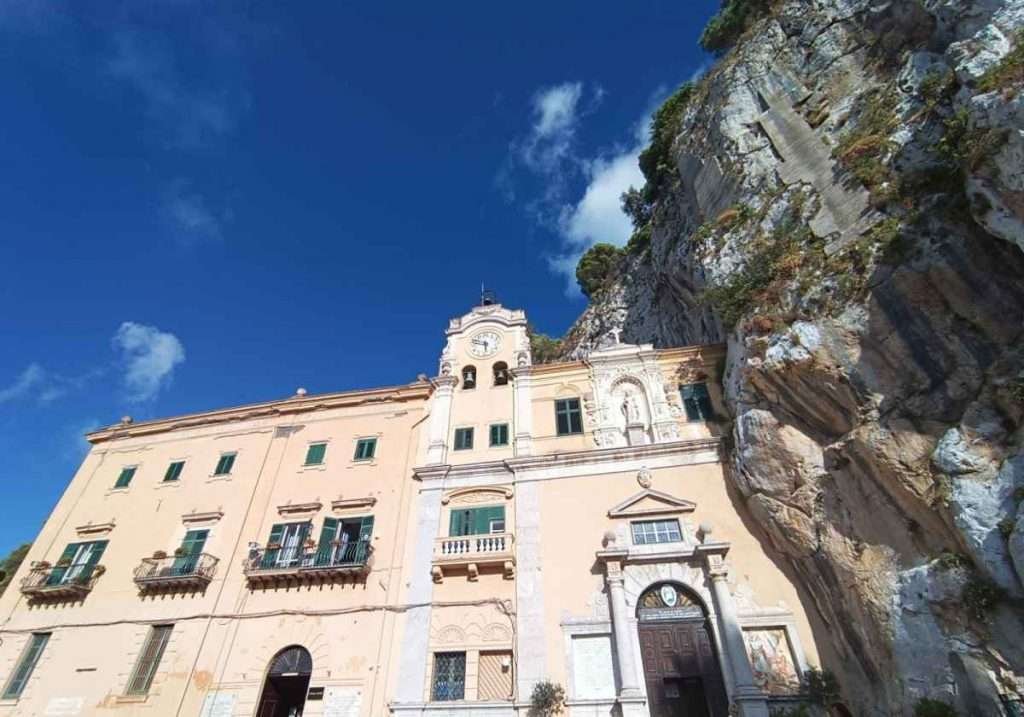 Ritorna l'acchianata al Santuario di Santa Rosalia