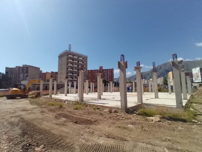 Il cantiere dell'asilo allo Sperone