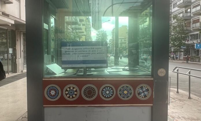 Lo Stele di Pace Connessa alla garitta Falcone