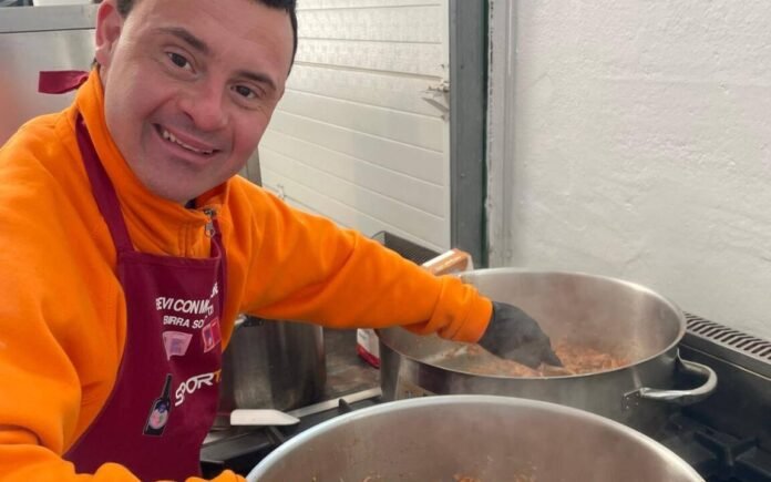La pizza dei ragazzi con sindrome di Down dell'Associazione 