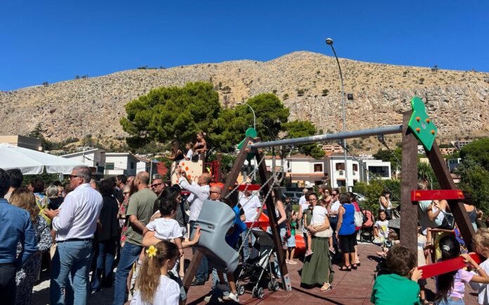 L'inaugurazione del Parco giochi inclusivo a Mondello