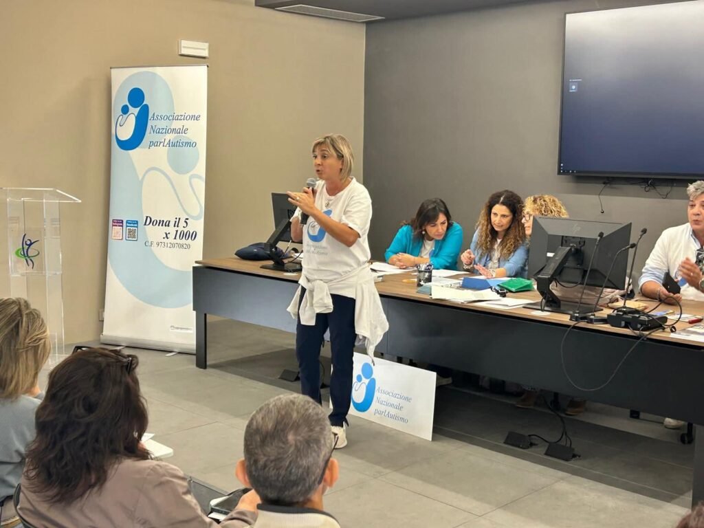 Rosi Pennino all'Assemblea di ParlAutismo il 4 ottobre