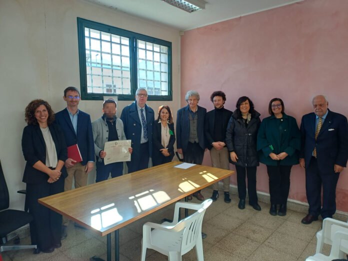 Da sinistra verso destra Chiara Giubilaro, Vittorio Coco, H. P., Nicola Mazzamuto, Paola Maggio, Marco Carapezza, Simone Alecci , Maria Luisa Malato, Luisa Amenta, Antonino De Lisi
