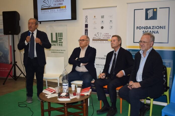 Da sx Nuccio, De Lucia, Cavallaro, Palazzolo a Una Strada di Libri (Ph. Ufficio stampa)